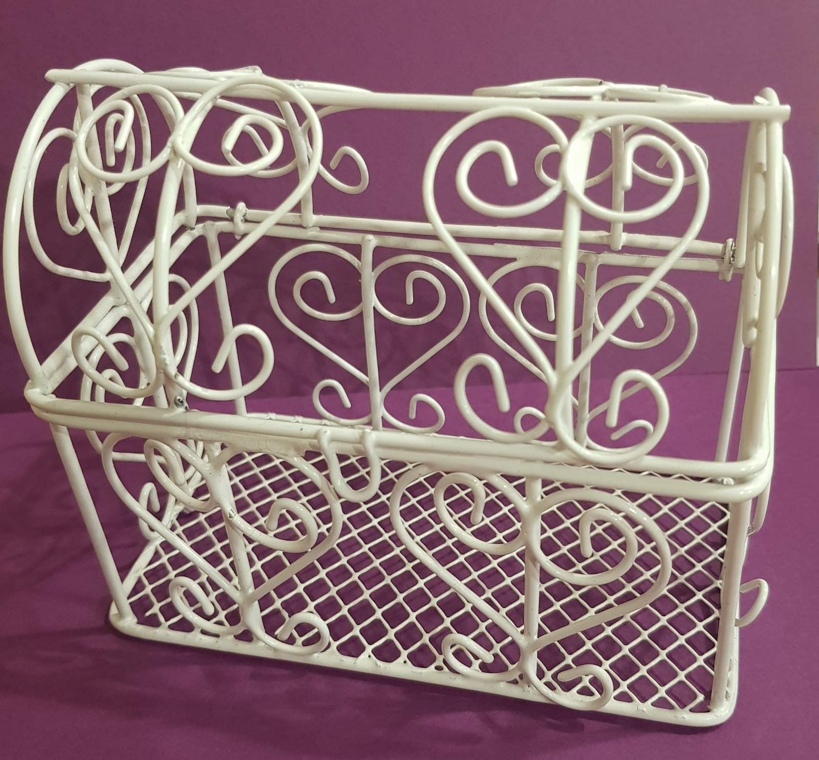 Сундучок метал білий