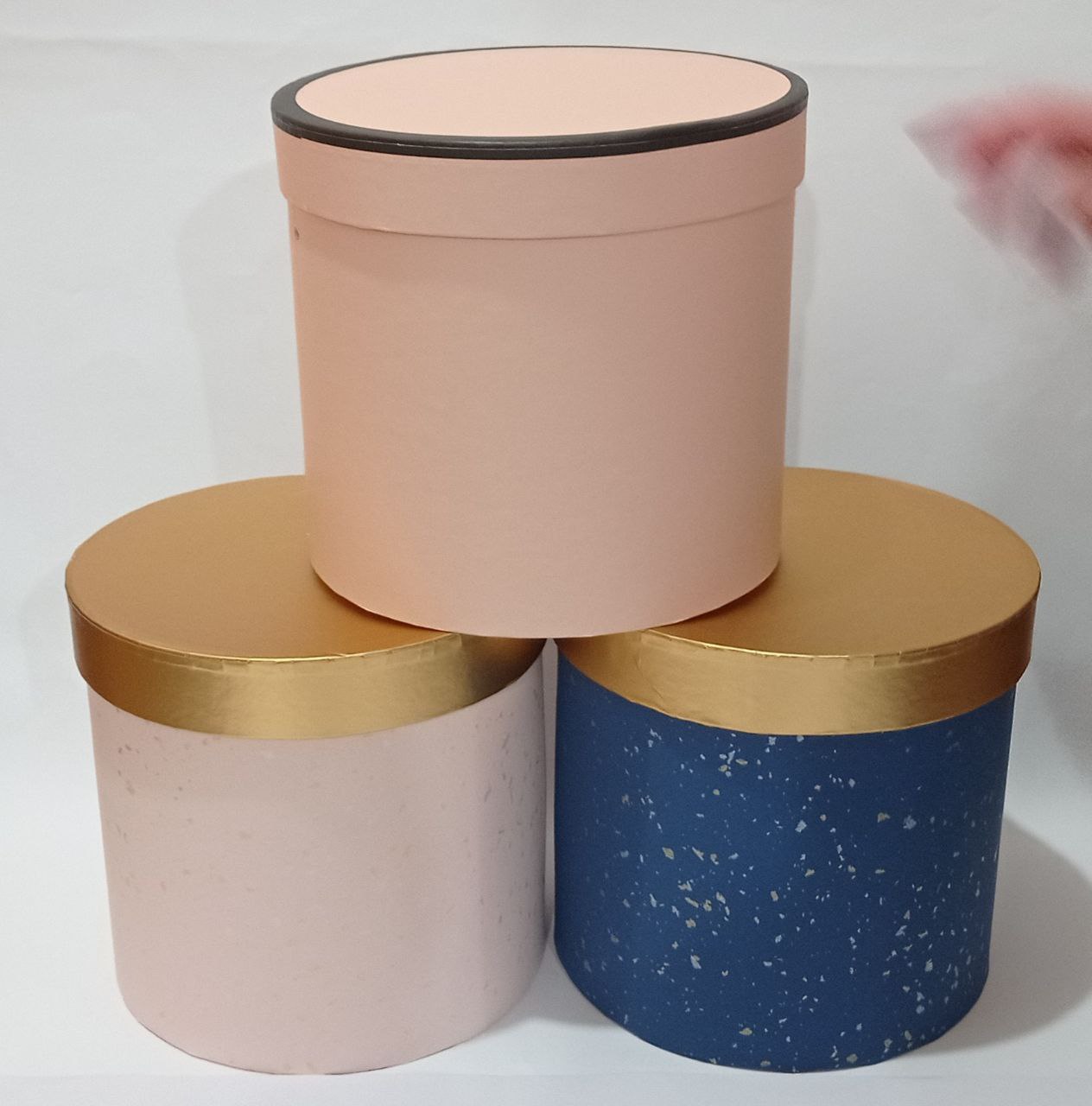 Коробка подарункова кругла, d=14, h=15см з мотузками, асорті Y1817