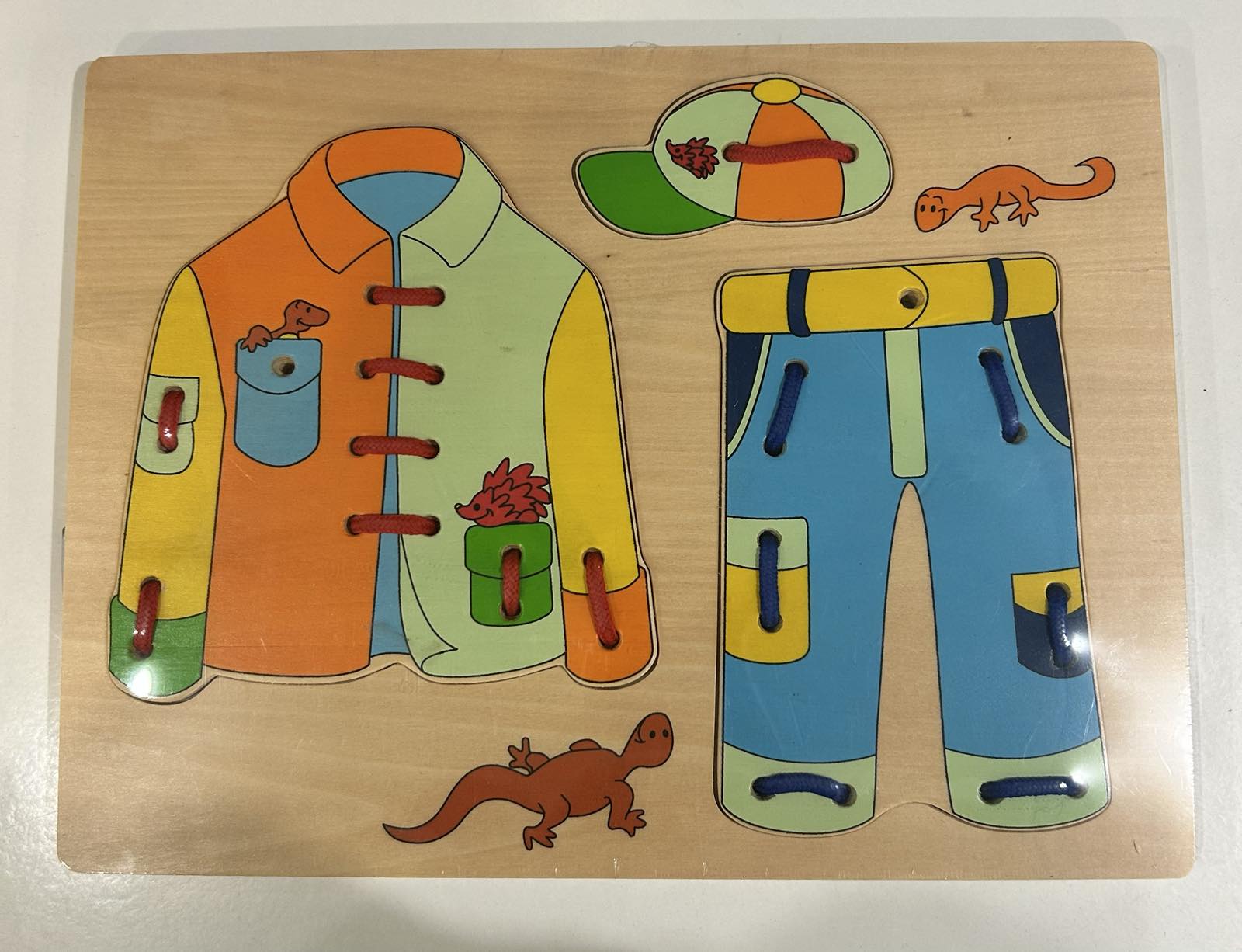 Дерев"яная іграшка Шнурівка  Одяг 7837-2