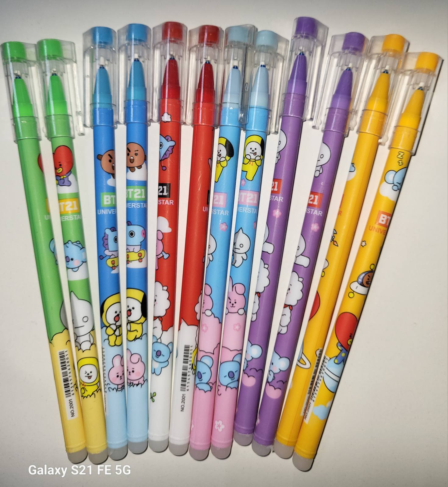 Ручка гелева пиши-стирай 0,5мм синя "BT21" 2001