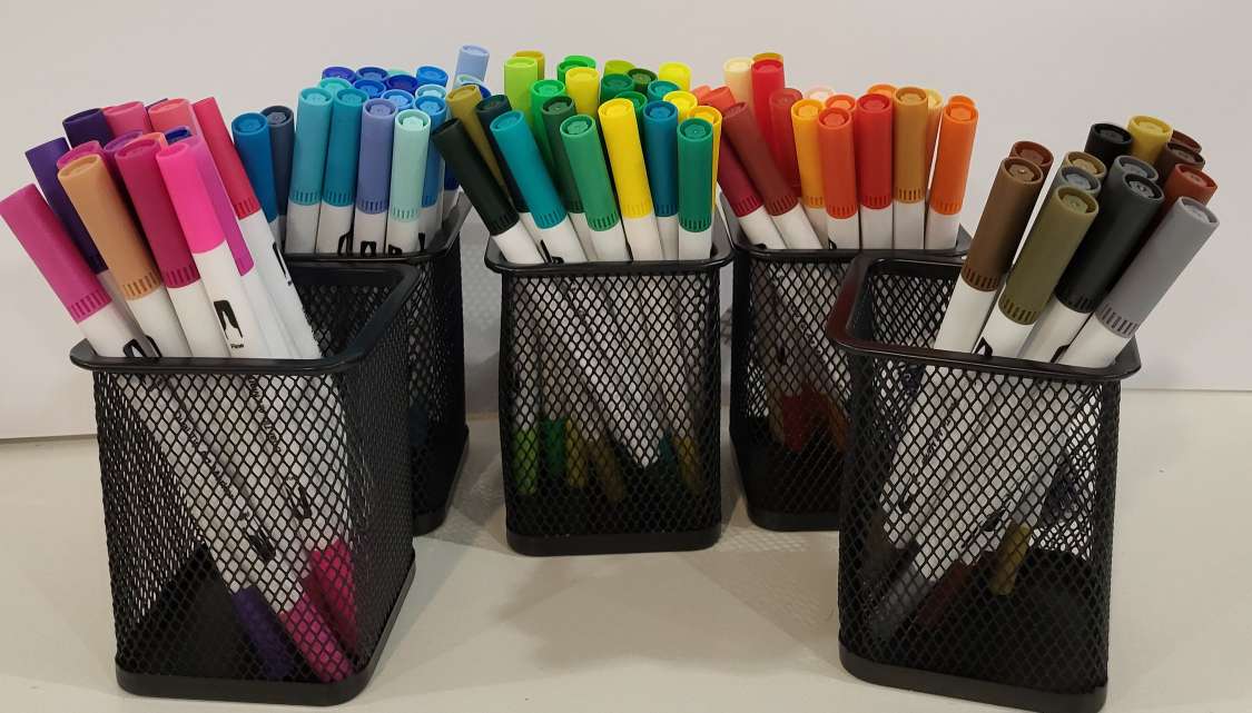 Лінер-пензлик асорті кольорів на водній основі  (100 кольорів)